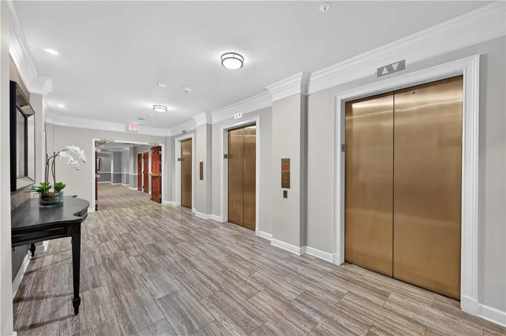 3334 Peachtree Road Ne Unit 1410, Atlanta, Georgia 30326, 1 Bedroom Bedrooms, 0 ,1 BathroomBathrooms,Residential,For Sale,3334 Peachtree Road Ne Unit 1410,7712506