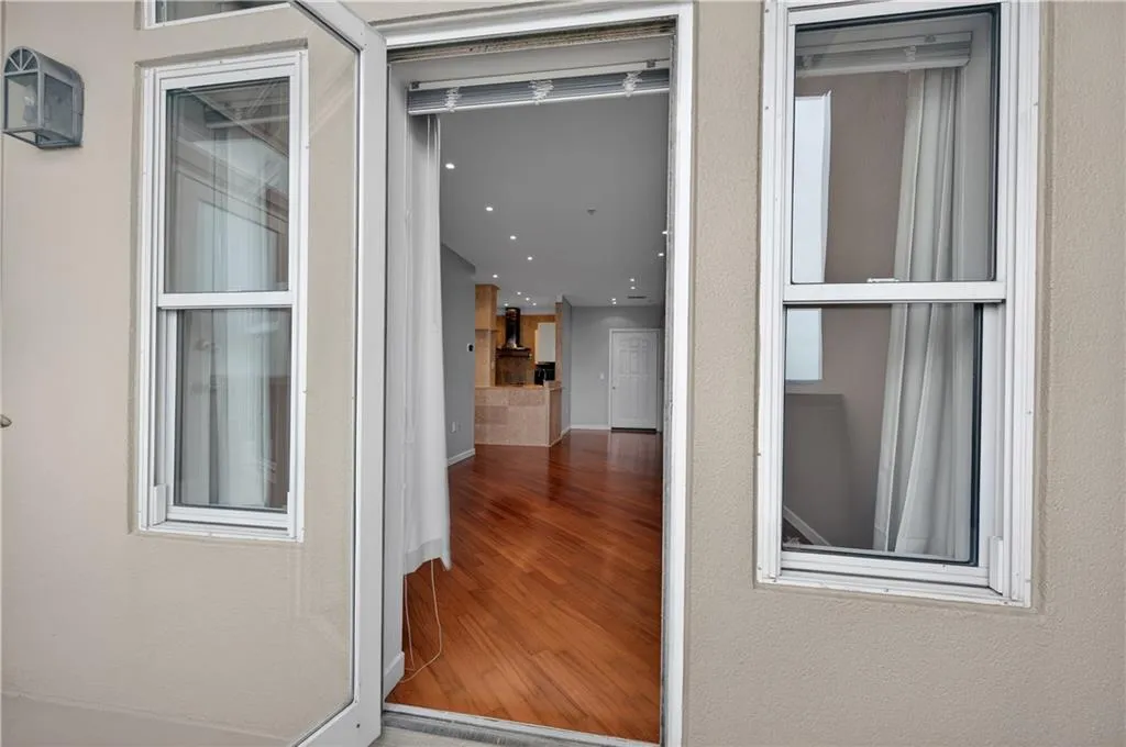 3334 Peachtree Road Ne Unit 1410, Atlanta, Georgia 30326, 1 Bedroom Bedrooms, 0 ,1 BathroomBathrooms,Residential,For Sale,3334 Peachtree Road Ne Unit 1410,7712506