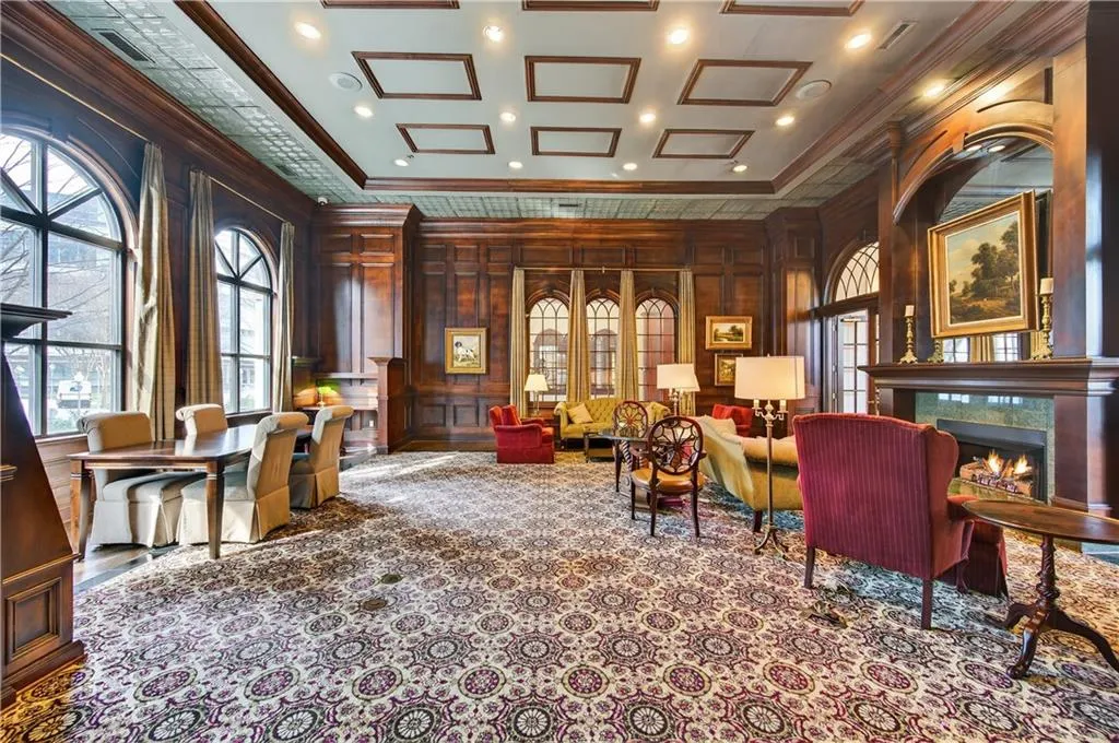3334 Peachtree Road Ne Unit 1410, Atlanta, Georgia 30326, 1 Bedroom Bedrooms, 0 ,1 BathroomBathrooms,Residential,For Sale,3334 Peachtree Road Ne Unit 1410,7712506