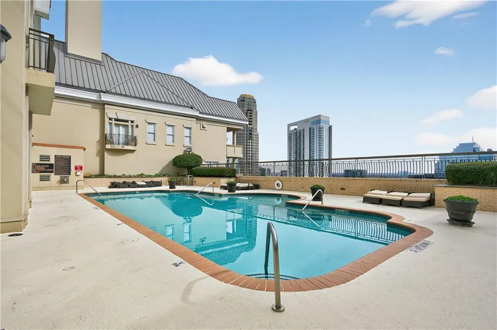 Rooftop pool