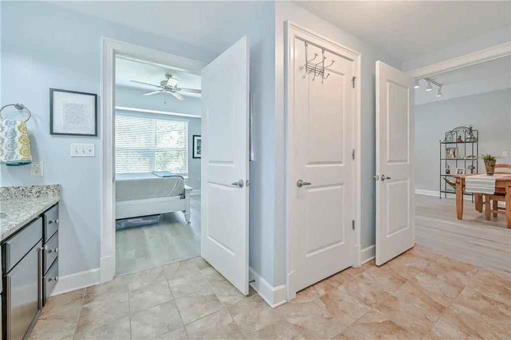 Georgia 30339, ,1 BathroomBathrooms,Residential,Sold,6937199