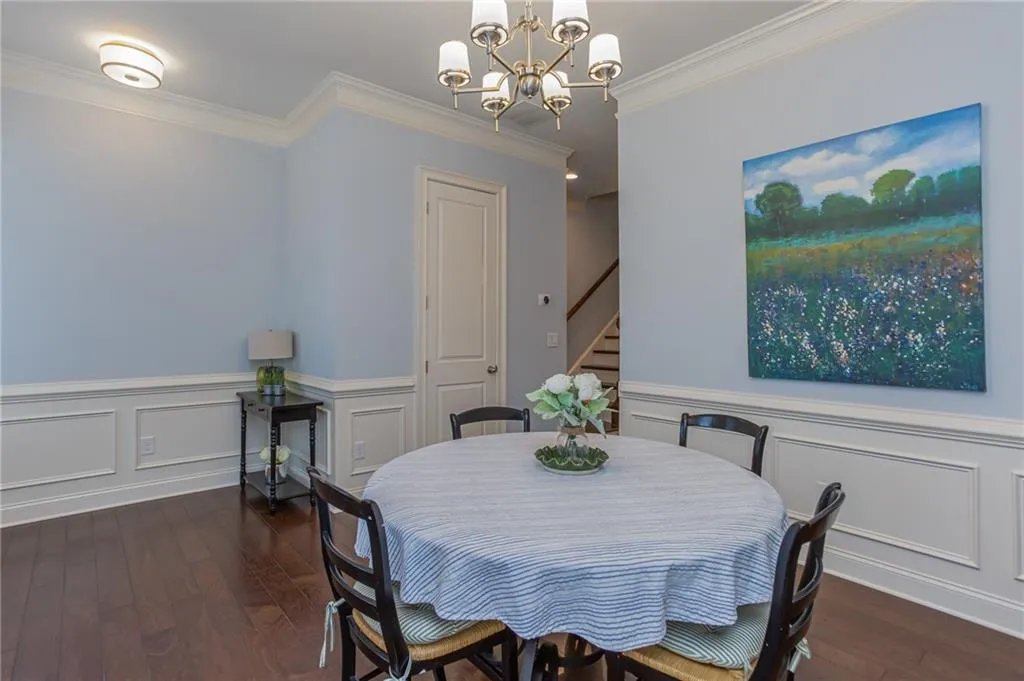 227 Alderwood Point, Atlanta, Georgia 30328, 3 Bedrooms Bedrooms, ,3 BathroomsBathrooms,Residential,Sold,227 Alderwood Point,6743168
