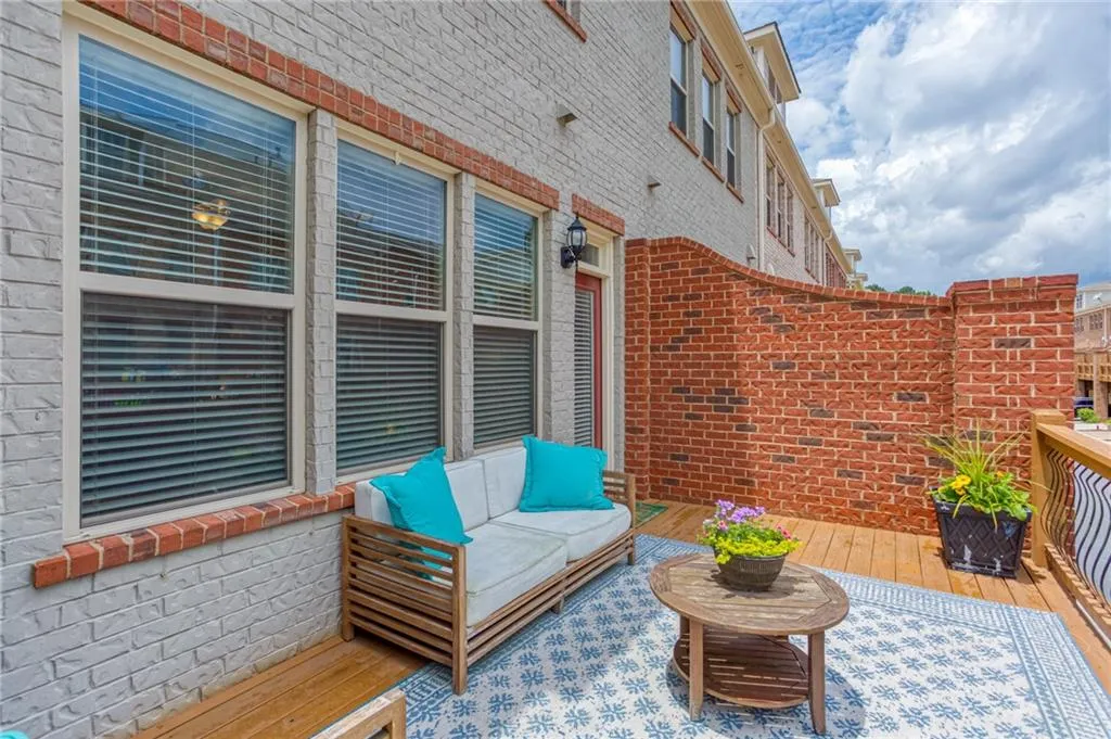 227 Alderwood Point, Atlanta, Georgia 30328, 3 Bedrooms Bedrooms, ,3 BathroomsBathrooms,Residential,Sold,227 Alderwood Point,6743168