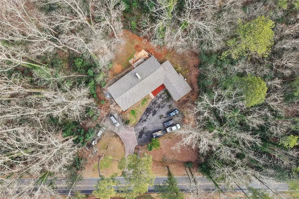 5655 Lake Forrest Drive Nw, Atlanta, Georgia 30342, 6 Bedrooms Bedrooms, ,3 BathroomsBathrooms,Residential,For Sale,5655 Lake Forrest Drive Nw,7719359