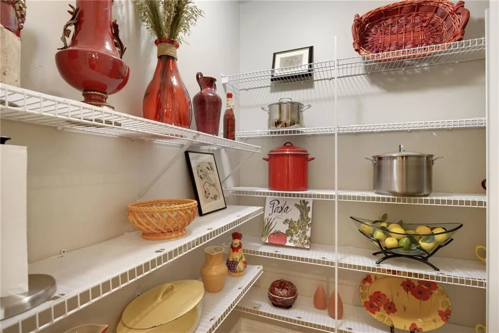 8181 Nesbit Ferry Road, Sandy Springs, Georgia 30350, 5 Bedrooms Bedrooms, ,5 BathroomsBathrooms,Residential,Sold,8181 Nesbit Ferry Road,7163831