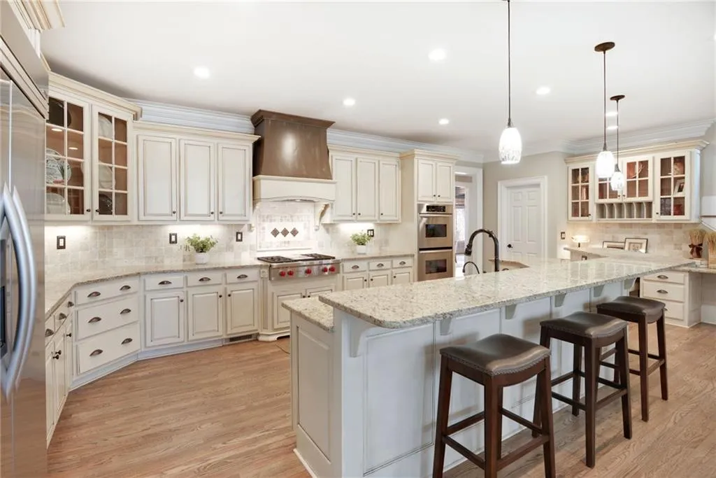 8181 Nesbit Ferry Road, Sandy Springs, Georgia 30350, 5 Bedrooms Bedrooms, ,5 BathroomsBathrooms,Residential,Sold,8181 Nesbit Ferry Road,7163831