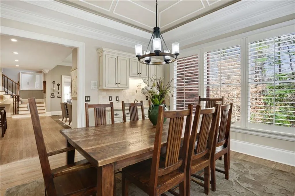 8181 Nesbit Ferry Road, Sandy Springs, Georgia 30350, 5 Bedrooms Bedrooms, ,5 BathroomsBathrooms,Residential,Sold,8181 Nesbit Ferry Road,7163831