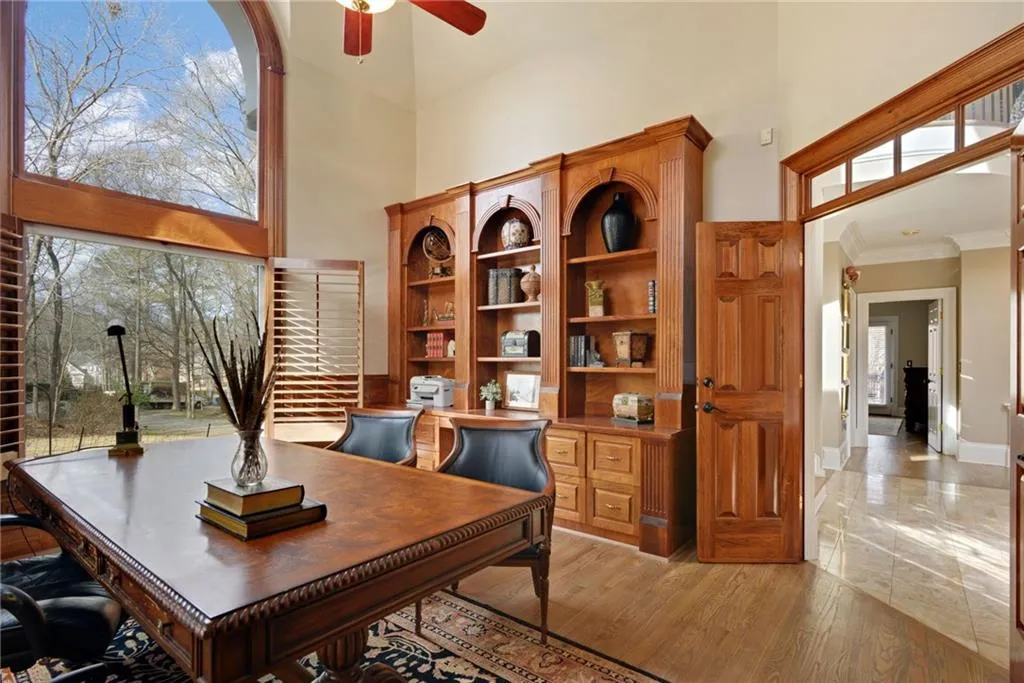 8181 Nesbit Ferry Road, Sandy Springs, Georgia 30350, 5 Bedrooms Bedrooms, ,5 BathroomsBathrooms,Residential,Sold,8181 Nesbit Ferry Road,7163831