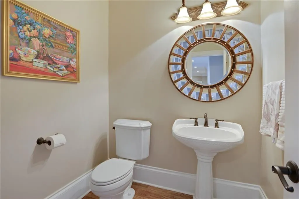 8181 Nesbit Ferry Road, Sandy Springs, Georgia 30350, 5 Bedrooms Bedrooms, ,5 BathroomsBathrooms,Residential,Sold,8181 Nesbit Ferry Road,7163831