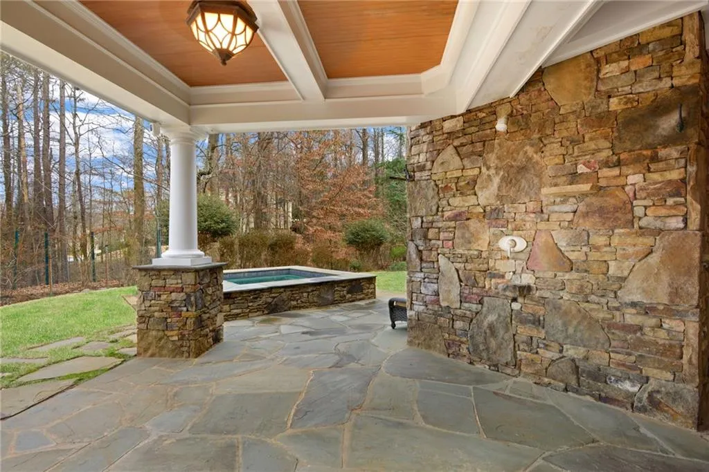 8181 Nesbit Ferry Road, Sandy Springs, Georgia 30350, 5 Bedrooms Bedrooms, ,5 BathroomsBathrooms,Residential,Sold,8181 Nesbit Ferry Road,7163831