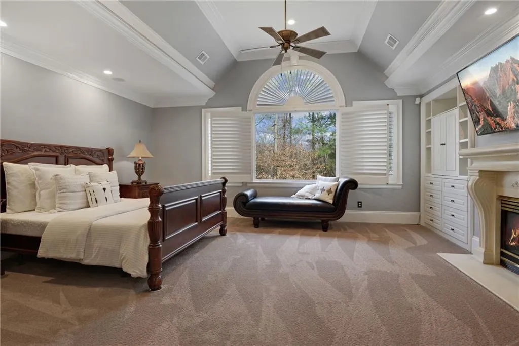 8181 Nesbit Ferry Road, Sandy Springs, Georgia 30350, 5 Bedrooms Bedrooms, ,5 BathroomsBathrooms,Residential,Sold,8181 Nesbit Ferry Road,7163831