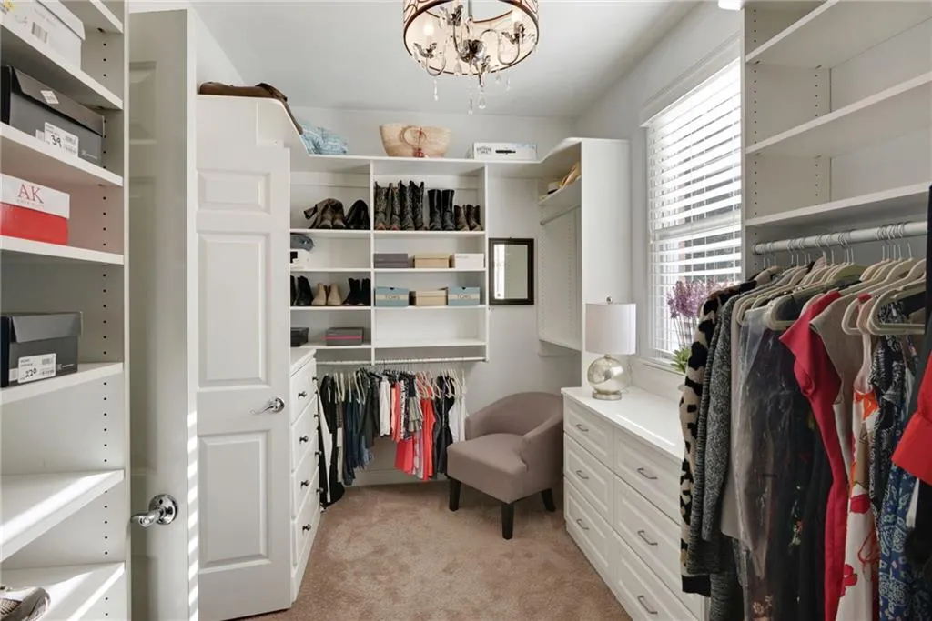 8181 Nesbit Ferry Road, Sandy Springs, Georgia 30350, 5 Bedrooms Bedrooms, ,5 BathroomsBathrooms,Residential,Sold,8181 Nesbit Ferry Road,7163831