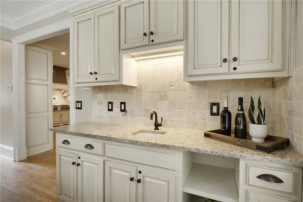 8181 Nesbit Ferry Road, Sandy Springs, Georgia 30350, 5 Bedrooms Bedrooms, ,5 BathroomsBathrooms,Residential,Sold,8181 Nesbit Ferry Road,7163831