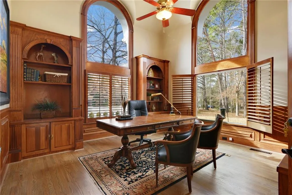 8181 Nesbit Ferry Road, Sandy Springs, Georgia 30350, 5 Bedrooms Bedrooms, ,5 BathroomsBathrooms,Residential,Sold,8181 Nesbit Ferry Road,7163831