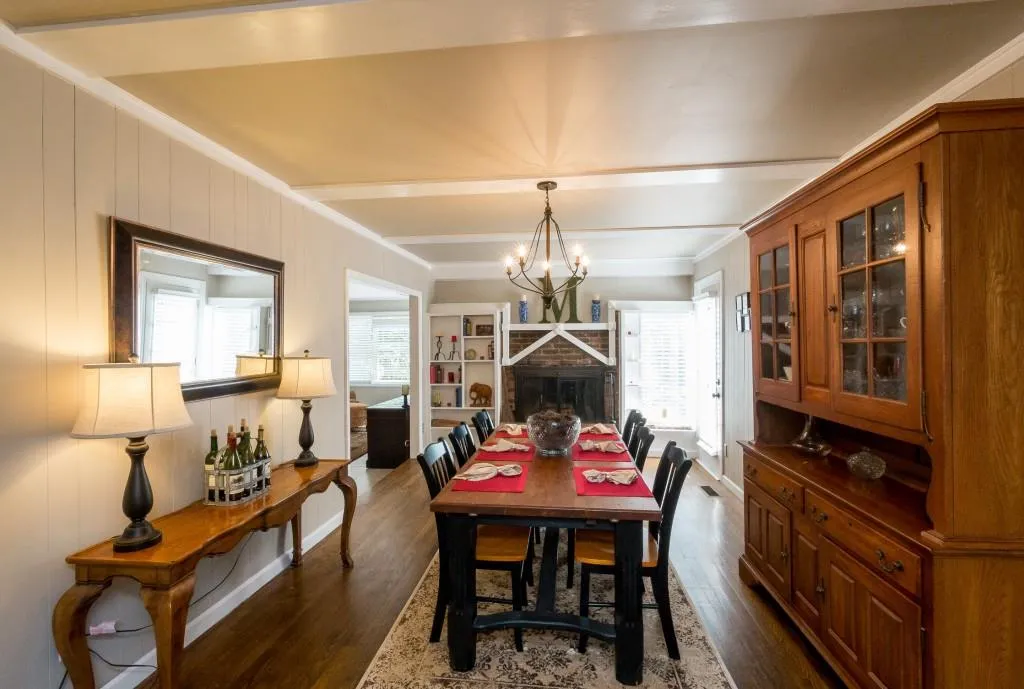 5305 Green Hill Place Ne, Sandy Springs, Georgia 30342, 3 Bedrooms Bedrooms, ,2 BathroomsBathrooms,Residential,Sold,5305 Green Hill Place Ne,5808759