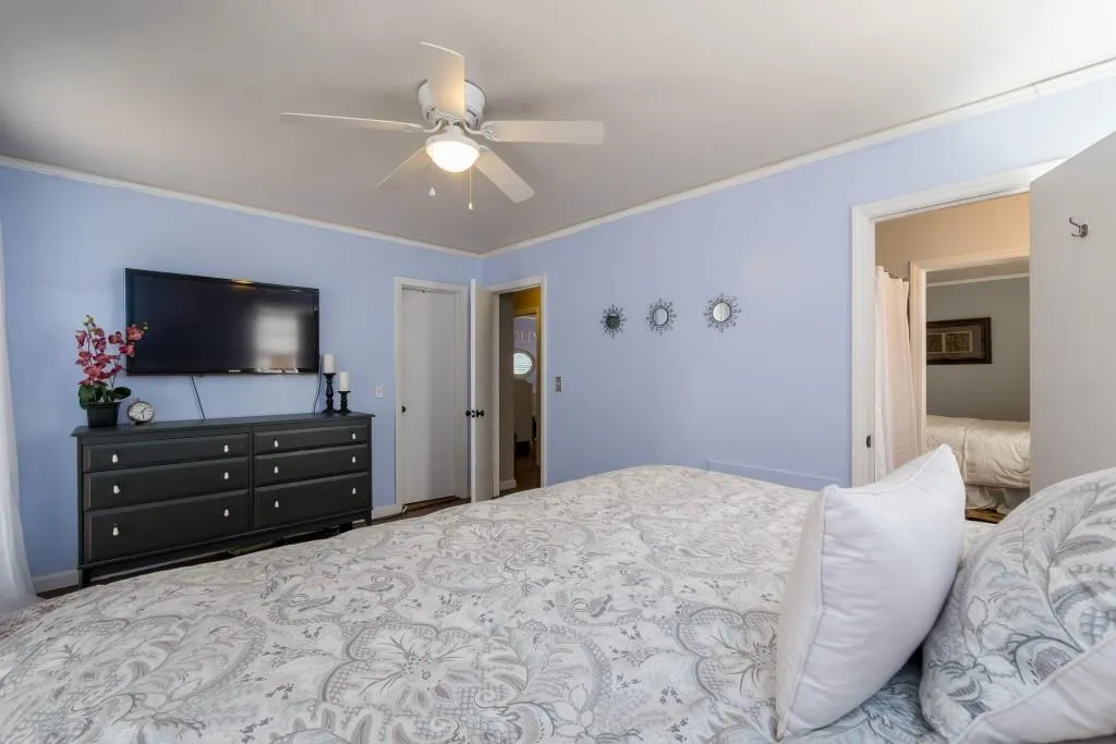 5305 Green Hill Place Ne, Sandy Springs, Georgia 30342, 3 Bedrooms Bedrooms, ,2 BathroomsBathrooms,Residential,Sold,5305 Green Hill Place Ne,5808759