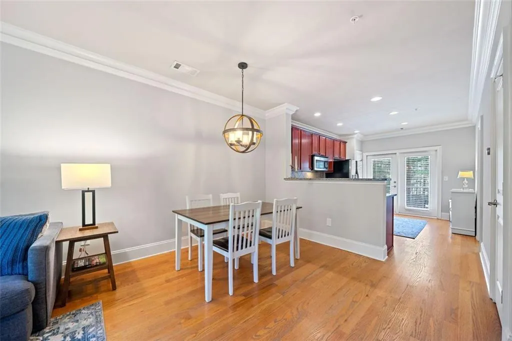 873 Perennial Drive Unit 109, Atlanta, Georgia 30328, 2 Bedrooms Bedrooms, ,2 BathroomsBathrooms,Residential,Sold,873 Perennial Drive Unit 109,7552535
