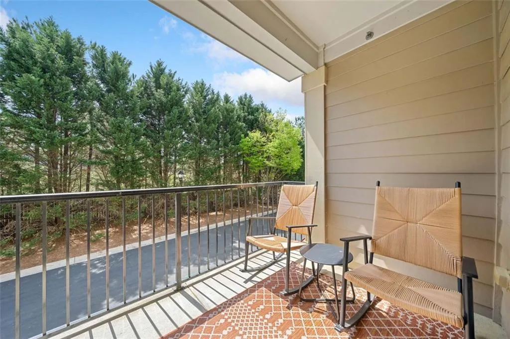 873 Perennial Drive Unit 109, Atlanta, Georgia 30328, 2 Bedrooms Bedrooms, ,2 BathroomsBathrooms,Residential,Sold,873 Perennial Drive Unit 109,7552535