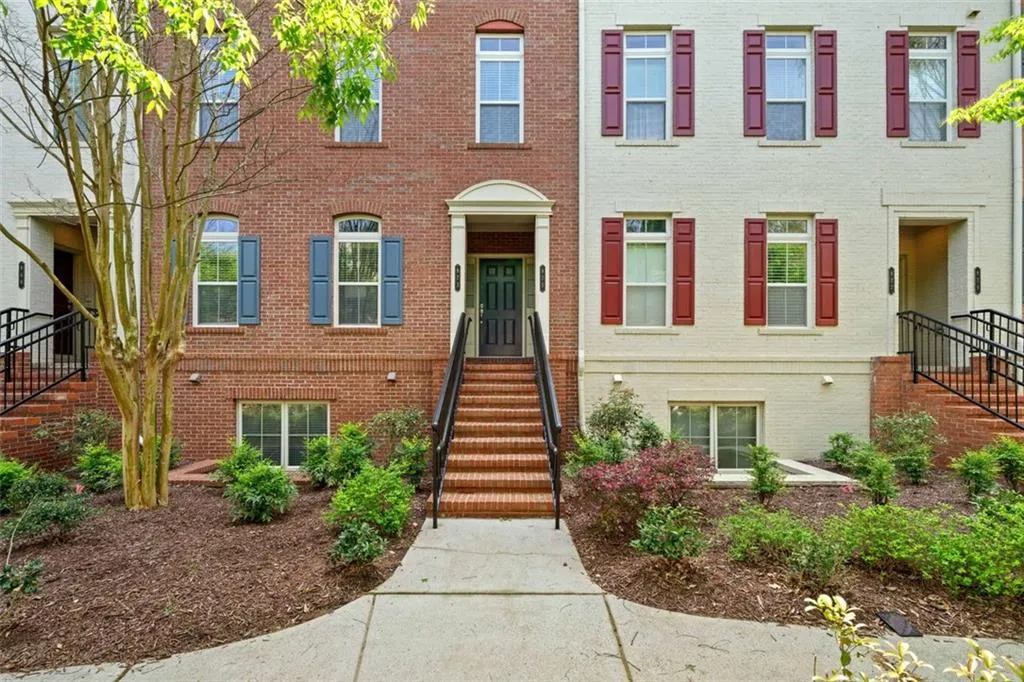 873 Perennial Drive Unit 109, Atlanta, Georgia 30328, 2 Bedrooms Bedrooms, ,2 BathroomsBathrooms,Residential,Sold,873 Perennial Drive Unit 109,7552535