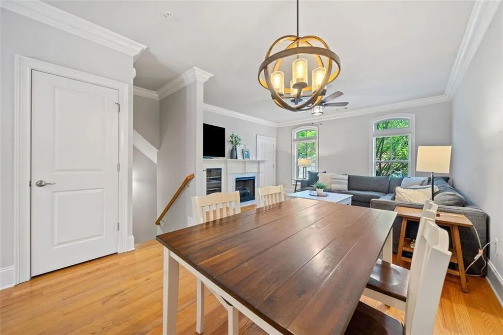 873 Perennial Drive Unit 109, Atlanta, Georgia 30328, 2 Bedrooms Bedrooms, ,2 BathroomsBathrooms,Residential,Sold,873 Perennial Drive Unit 109,7552535