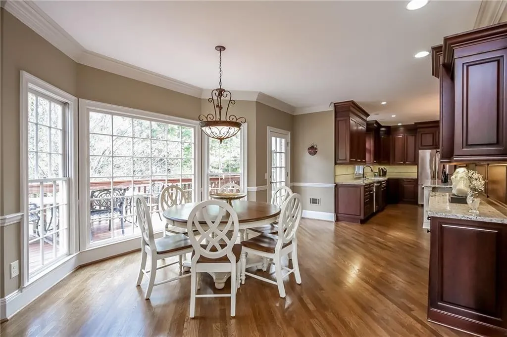 2800 Harwick Drive, Sandy Springs, Georgia 30350, 5 Bedrooms Bedrooms, ,4 BathroomsBathrooms,Residential,Sold,2800 Harwick Drive,5752469
