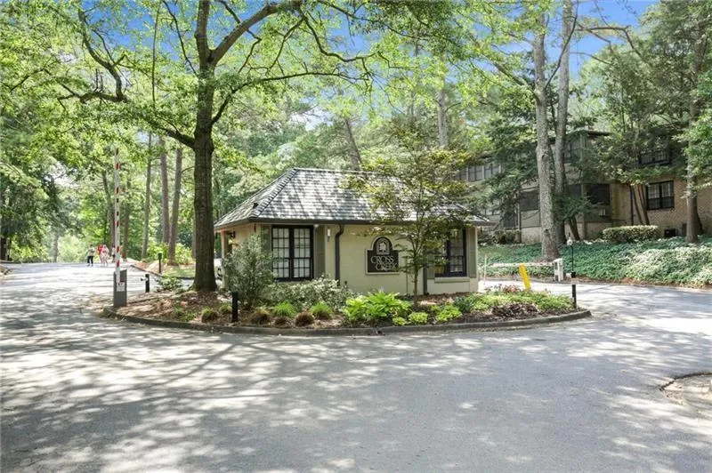 141 Maison Place Nw, Atlanta, Georgia 30327, 1 Bedroom Bedrooms, ,1 BathroomBathrooms,Residential,For Sale,141 Maison Place Nw,7509914