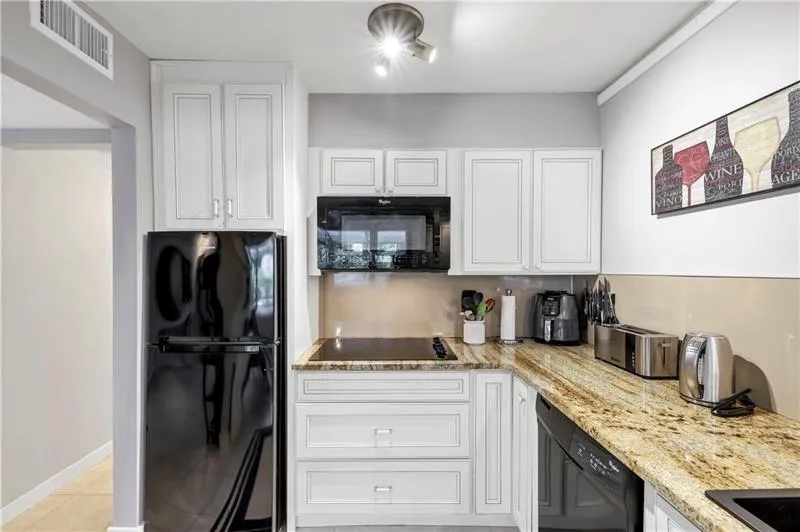 141 Maison Place Nw, Atlanta, Georgia 30327, 1 Bedroom Bedrooms, ,1 BathroomBathrooms,Residential,For Sale,141 Maison Place Nw,7509914