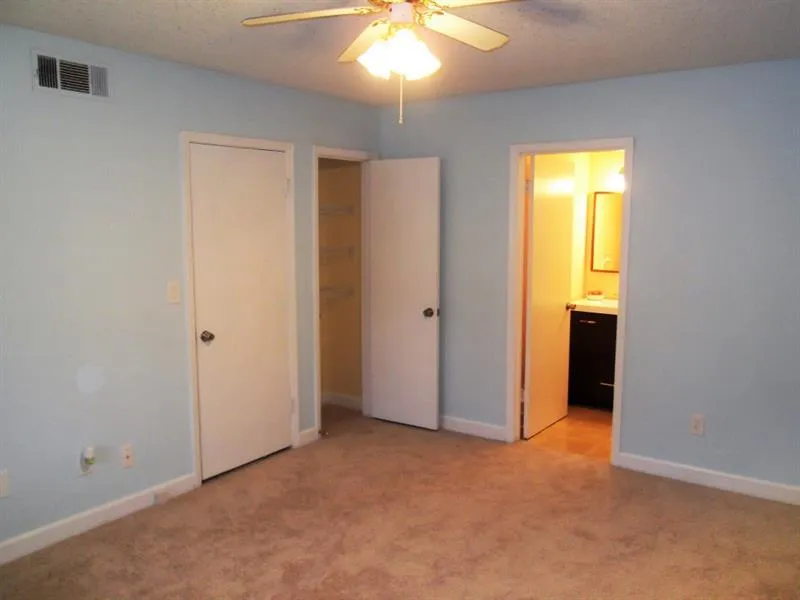 1708 Wingate Way, Sandy Springs, Georgia 30350, 2 Bedrooms Bedrooms, ,2 BathroomsBathrooms,Residential,Sold,1708 Wingate Way,5978152