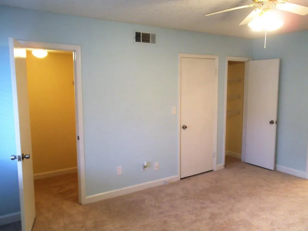 1708 Wingate Way, Sandy Springs, Georgia 30350, 2 Bedrooms Bedrooms, ,2 BathroomsBathrooms,Residential,Sold,1708 Wingate Way,5978152