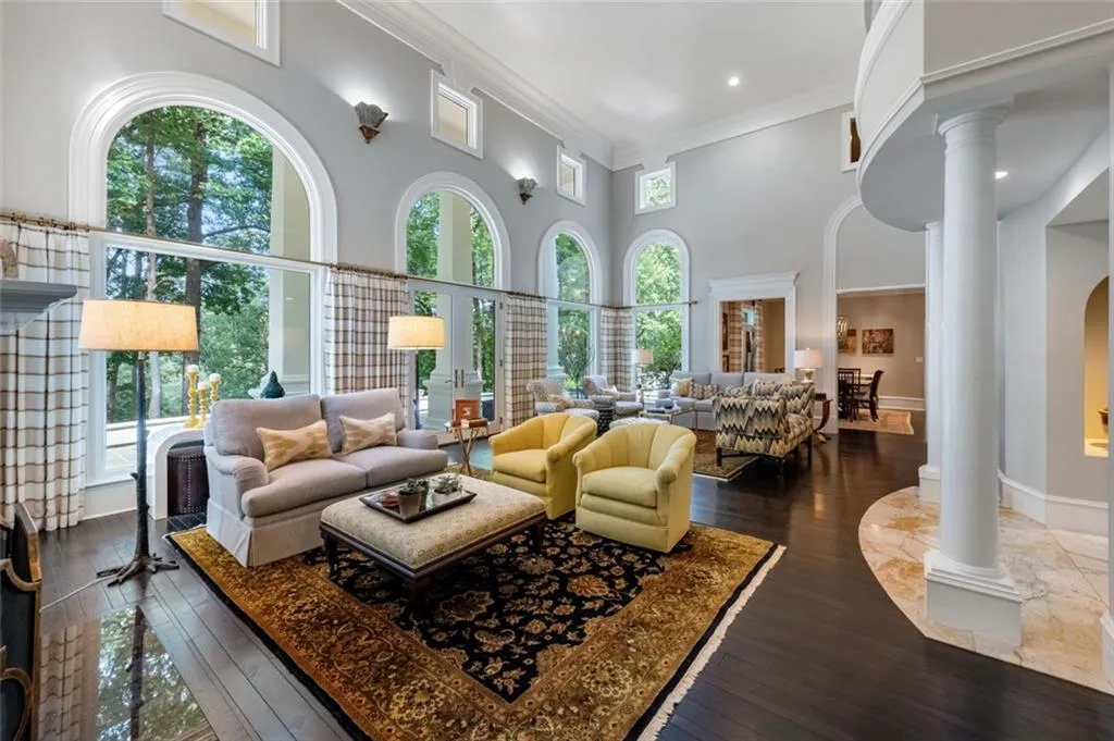 8120 Jett Ferry Road, Sandy Springs, Georgia 30350, 7 Bedrooms Bedrooms, ,8 BathroomsBathrooms,Residential,Sold,8120 Jett Ferry Road,7443886