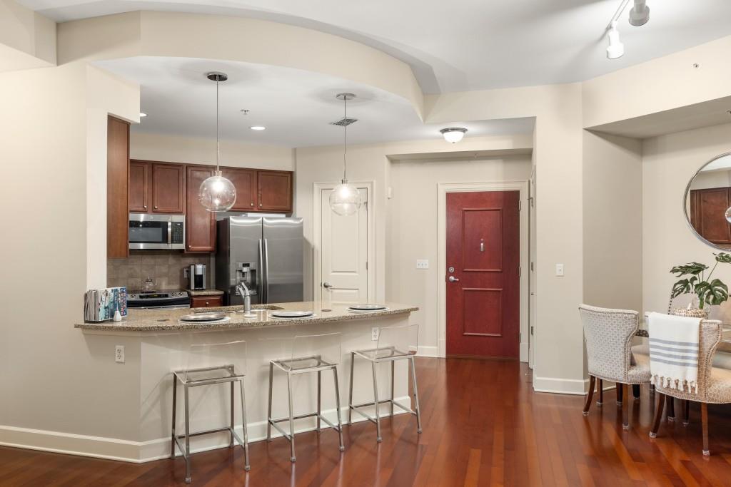 200 River Vista Drive Unit 727, Atlanta, Georgia 30339, 2 Bedrooms Bedrooms, ,2 BathroomsBathrooms,Residential,Sold,200 River Vista Drive Unit 727,7289777