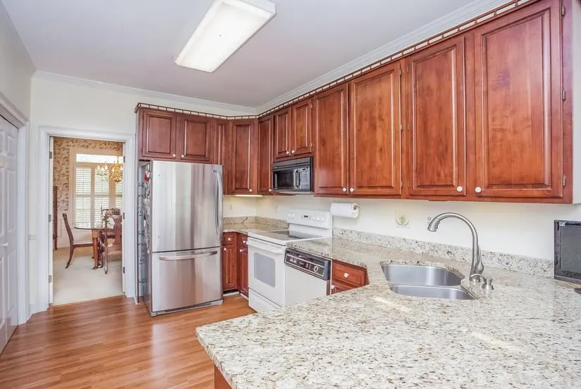 7155 Roswell Road Unit 59, Sandy Springs, Georgia 30328, 3 Bedrooms Bedrooms, ,2 BathroomsBathrooms,Residential,Sold,7155 Roswell Road Unit 59,5672696