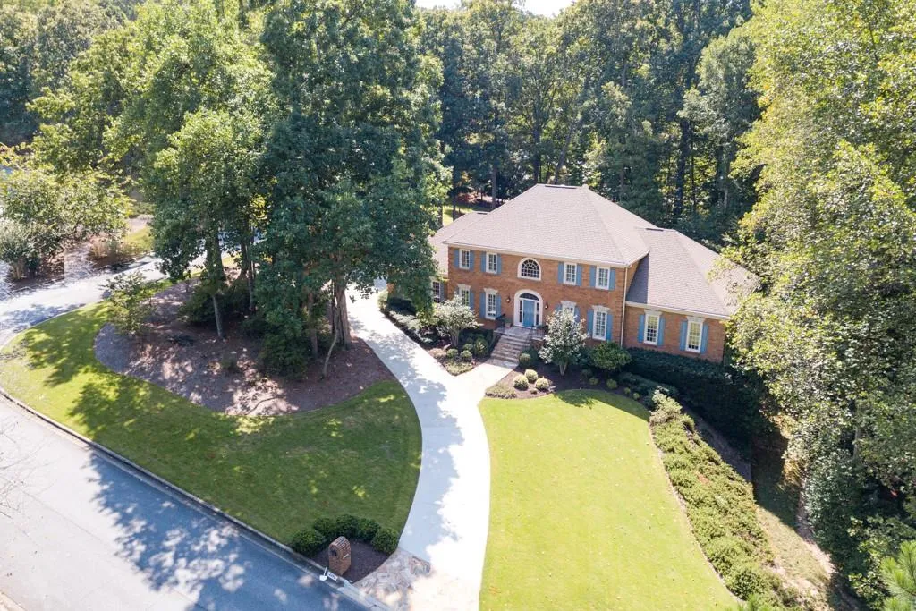 7775 Sagebrush Drive, Sandy Springs, Georgia 30350, 5 Bedrooms Bedrooms, ,4 BathroomsBathrooms,Residential,Sold,7775 Sagebrush Drive,6625462