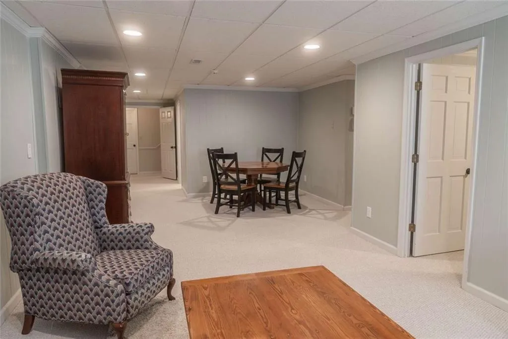 145 Trail Point, Sandy Springs, Georgia 30350, 5 Bedrooms Bedrooms, ,4 BathroomsBathrooms,Residential,Sold,145 Trail Point,7193418