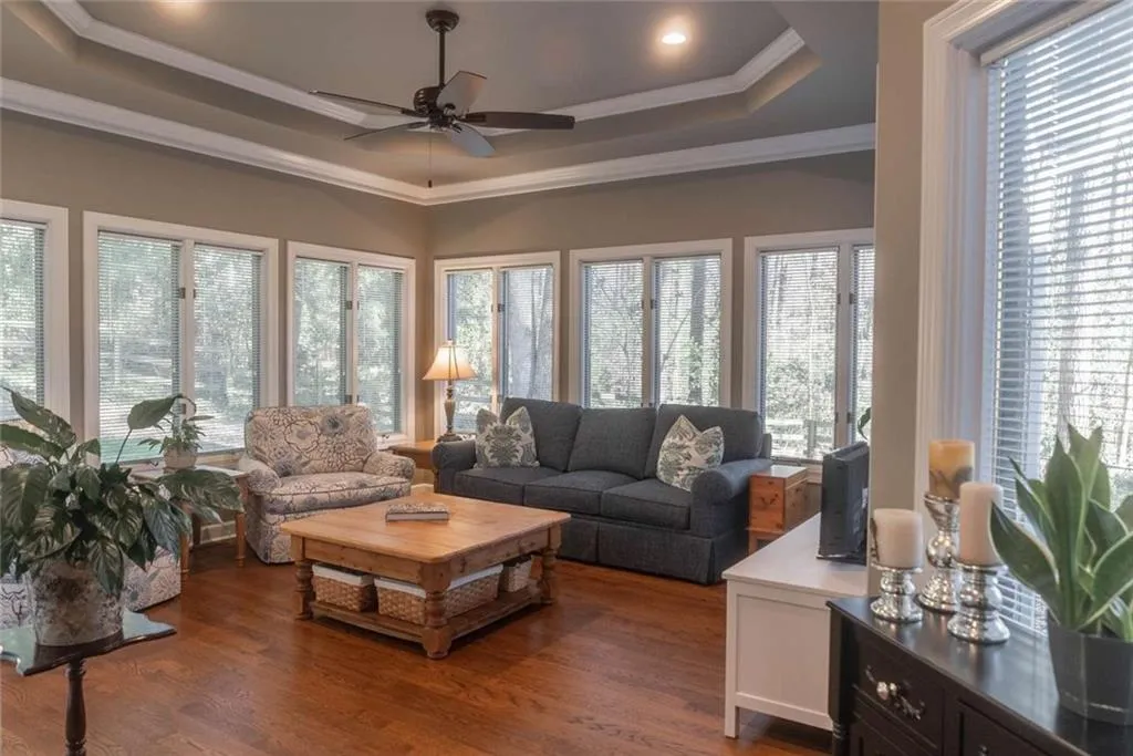 145 Trail Point, Sandy Springs, Georgia 30350, 5 Bedrooms Bedrooms, ,4 BathroomsBathrooms,Residential,Sold,145 Trail Point,7193418