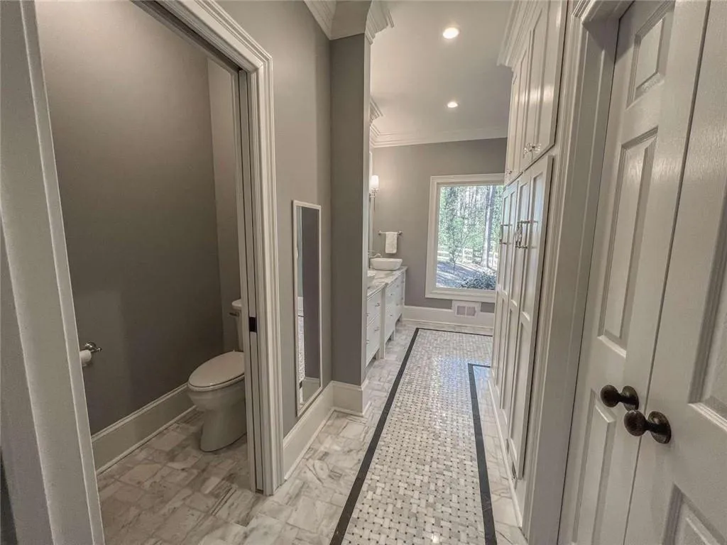 145 Trail Point, Sandy Springs, Georgia 30350, 5 Bedrooms Bedrooms, ,4 BathroomsBathrooms,Residential,Sold,145 Trail Point,7193418