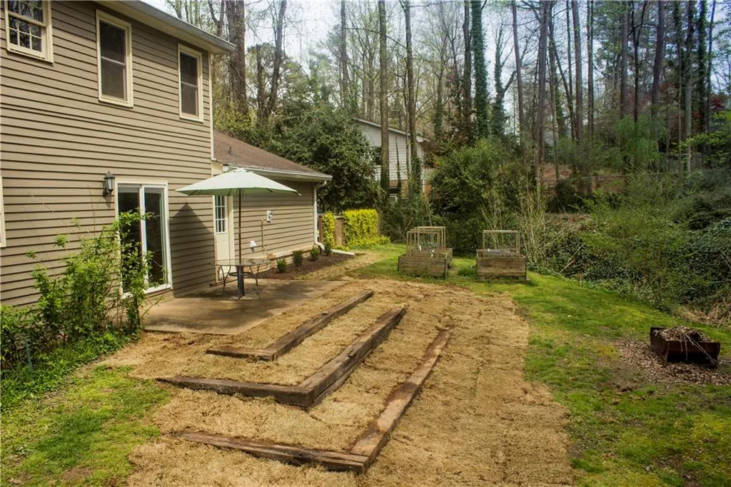 435 Grenock Circle, Atlanta, Georgia 30328, 4 Bedrooms Bedrooms, ,2 BathroomsBathrooms,Residential,Sold,435 Grenock Circle,6528280
