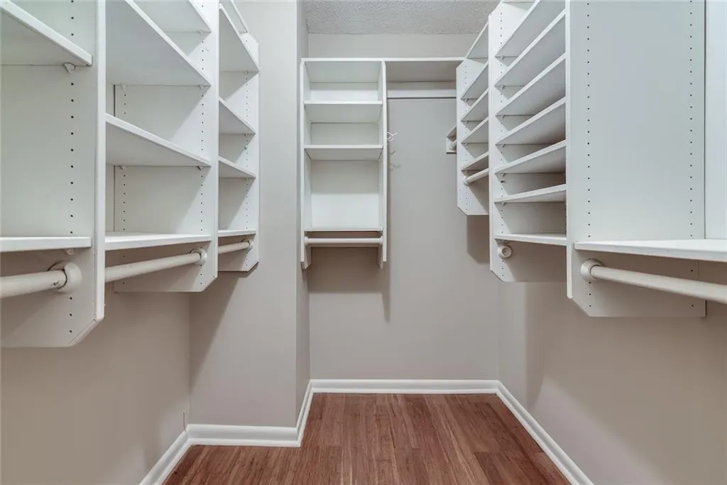 38 Dunwoody Springs Drive Unit 38, Sandy Springs, Georgia 30328, 3 Bedrooms Bedrooms, ,2 BathroomsBathrooms,Residential,Sold,38 Dunwoody Springs Drive Unit 38,6733029