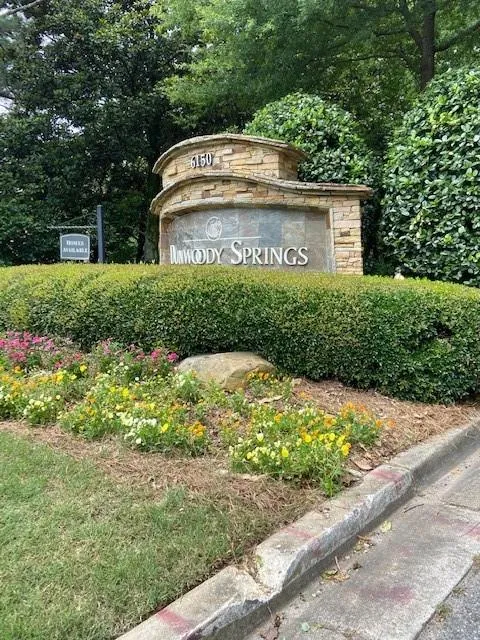 38 Dunwoody Springs Drive Unit 38, Sandy Springs, Georgia 30328, 3 Bedrooms Bedrooms, ,2 BathroomsBathrooms,Residential,Sold,38 Dunwoody Springs Drive Unit 38,6733029