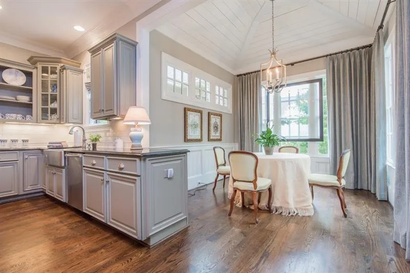 3821 Teesdale Court, Sandy Springs, Georgia 30350, 5 Bedrooms Bedrooms, ,6 BathroomsBathrooms,Residential,Sold,3821 Teesdale Court,6552195