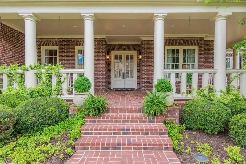 3821 Teesdale Court, Sandy Springs, Georgia 30350, 5 Bedrooms Bedrooms, ,6 BathroomsBathrooms,Residential,Sold,3821 Teesdale Court,6552195
