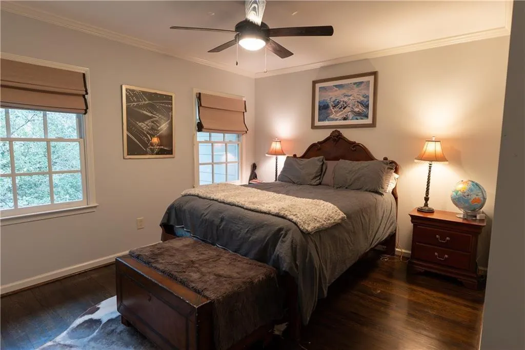 1299 W Wesley Road Nw, Atlanta, Georgia 30327, 5 Bedrooms Bedrooms, ,4 BathroomsBathrooms,Residential,For Sale,1299 W Wesley Road Nw,7564383