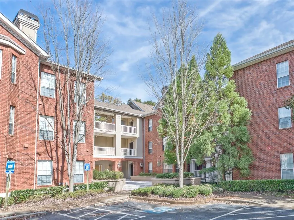 5641 Roswell Road Unit 306, Sandy Springs, Georgia 30342, 1 Bedroom Bedrooms, ,1 BathroomBathrooms,Residential,Sold,5641 Roswell Road Unit 306,5654181