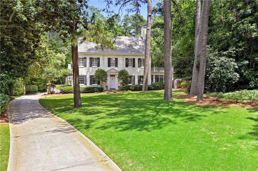 3461 Tuxedo Road Nw, Atlanta, Georgia 30305, 4 Bedrooms Bedrooms, ,5 BathroomsBathrooms,Residential,Sold,3461 Tuxedo Road Nw,5865646