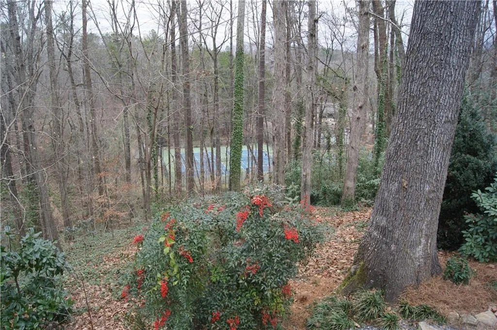 860 Edgewater Drive, Sandy Springs, Georgia 30328, 5 Bedrooms Bedrooms, ,3 BathroomsBathrooms,Residential,Sold,860 Edgewater Drive,6119182