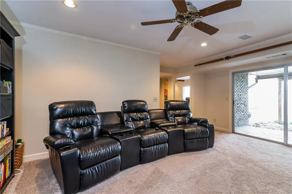 860 Edgewater Drive, Sandy Springs, Georgia 30328, 5 Bedrooms Bedrooms, ,3 BathroomsBathrooms,Residential,Sold,860 Edgewater Drive,6119182