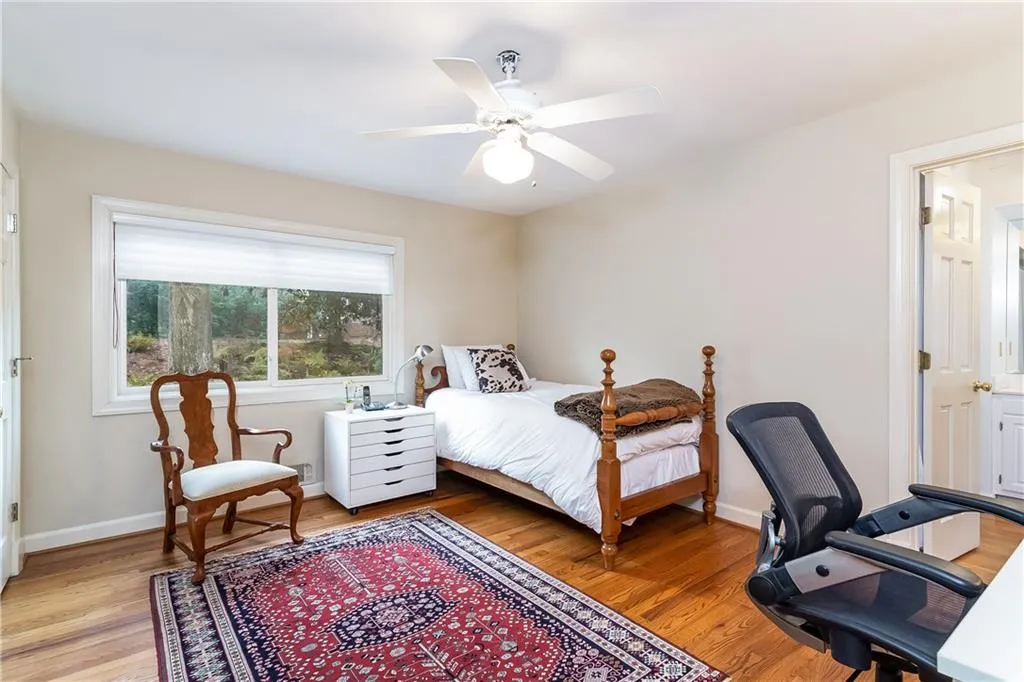860 Edgewater Drive, Sandy Springs, Georgia 30328, 5 Bedrooms Bedrooms, ,3 BathroomsBathrooms,Residential,Sold,860 Edgewater Drive,6119182