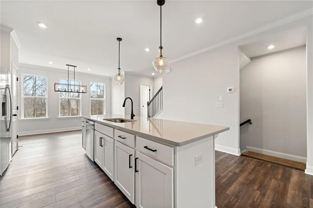1340 James Jackson Parkway Nw, Atlanta, Georgia 30318, 3 Bedrooms Bedrooms, ,2 BathroomsBathrooms,Residential,For Sale,1340 James Jackson Parkway Nw,7638245