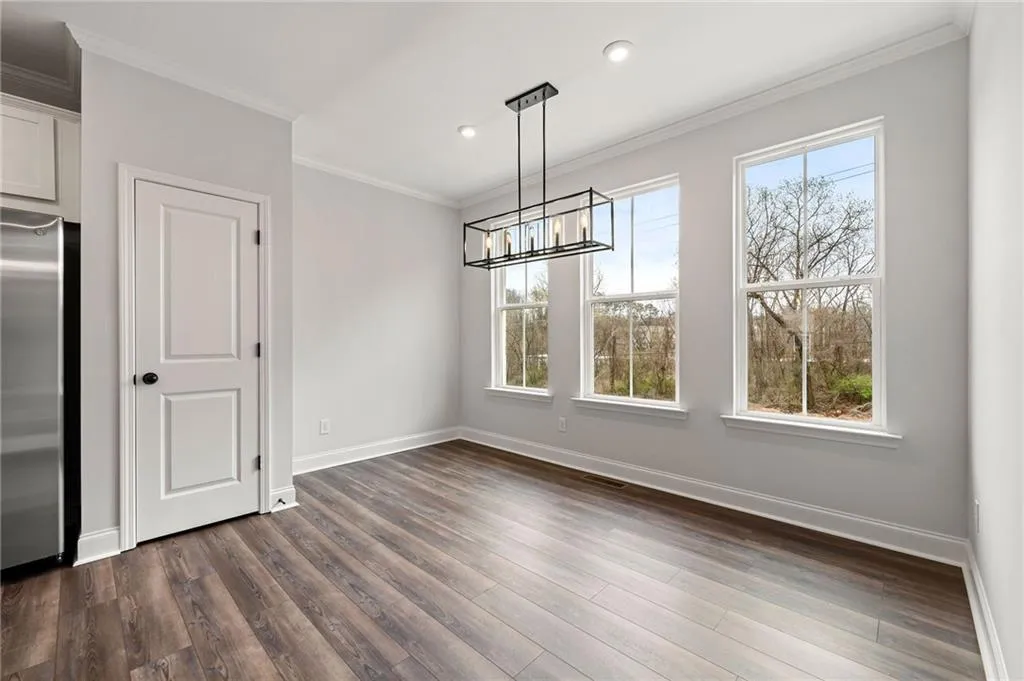 1340 James Jackson Parkway Nw, Atlanta, Georgia 30318, 3 Bedrooms Bedrooms, ,2 BathroomsBathrooms,Residential,For Sale,1340 James Jackson Parkway Nw,7638245