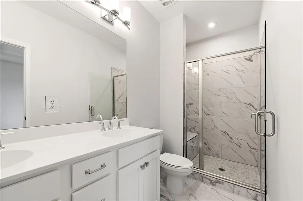 1340 James Jackson Parkway Nw, Atlanta, Georgia 30318, 3 Bedrooms Bedrooms, ,2 BathroomsBathrooms,Residential,For Sale,1340 James Jackson Parkway Nw,7638245